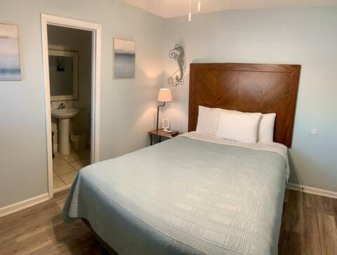 Waterway Inn Cedar Point Екстер'єр фото